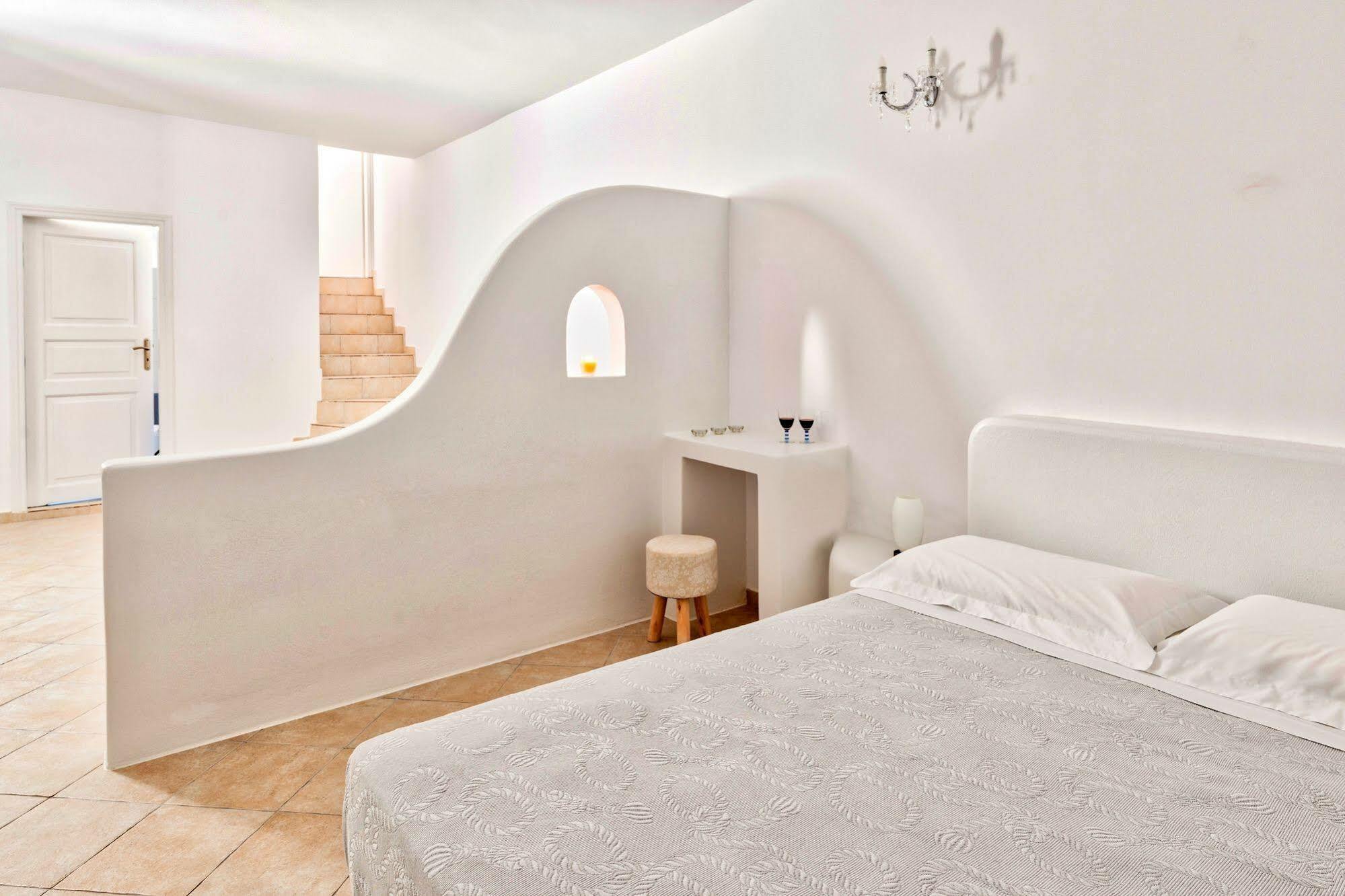 Katharos Pool Villas Oia Exteriör bild